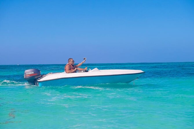 Speedboat Sailing with Snorkeling Experience in Punta Cana - The 9:00 am start and hotel transfer