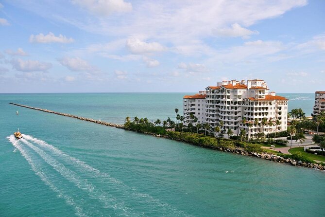 Speedboat Sightseeing Adventure of Miami - Starting at Bayside Marketplace in downtown Miami