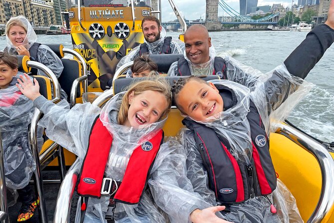 Speedboat Sightseeing: Embankment OR Westminster Pier -45 Minutes - Canary Wharf and the high-speed finish