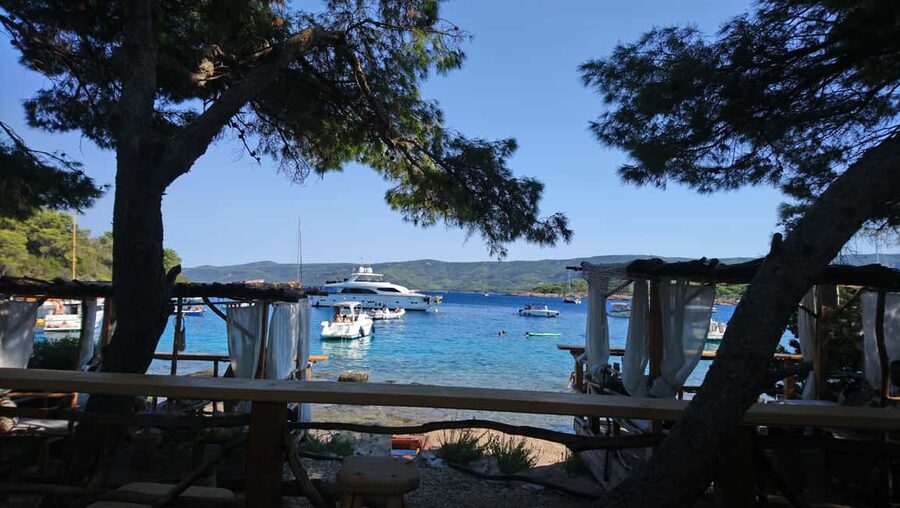 Speedboat to Hvar, Brač,Zečevo + Watersports - MPL Nautika - Free watersports add real value