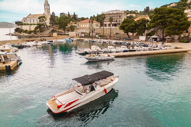 Speedboat tour to Blue Cave and Blue Lagoon - Sjekirica Beach near Brsečine ends the trip