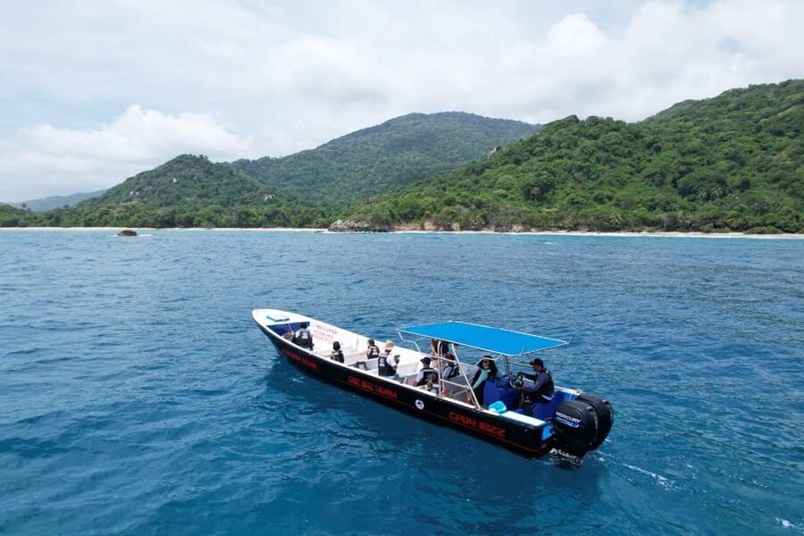 SPEEDBOAT TOUR TO TAYRONA CRISTAL BEACH - How to make the day run better