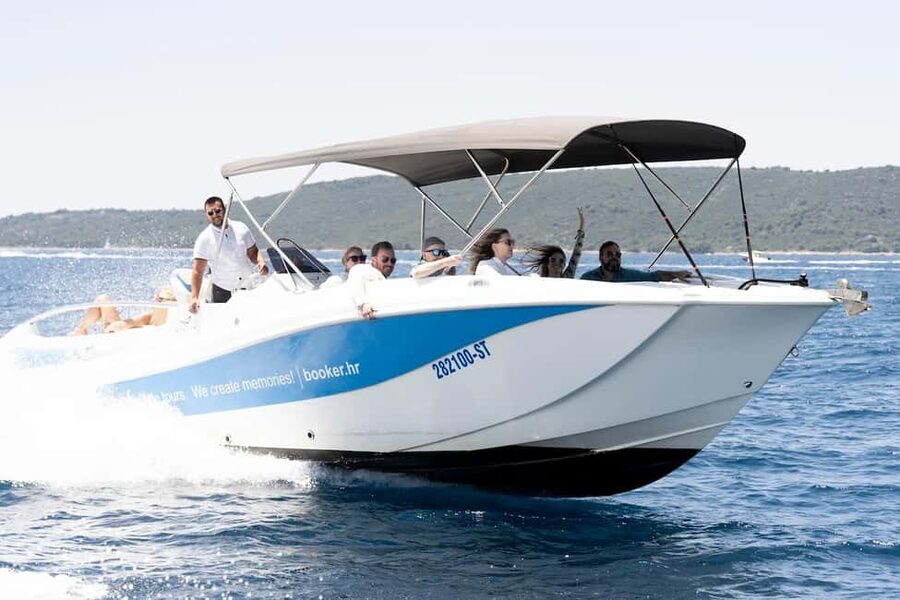 Split: Blue Lagoon, Trogir & Solta Speedboat Tour - Leaving Split by speedboat