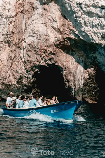 Split/Podstrana: Blue Cave, Hvar & 6 Islands Speedboat Trip - Leaving Split early for Biševo’s Blue Cave