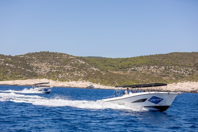 Split/Trogir: Blue Cave, Vis, and Hvar Speedboat Day Tour - Komiža, a fishing town with real character