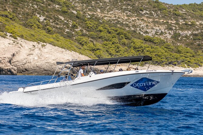 Split/Trogir: Blue Cave, Vis, and Hvar Speedboat Day Tour - Vis’s military past and its limestone caves