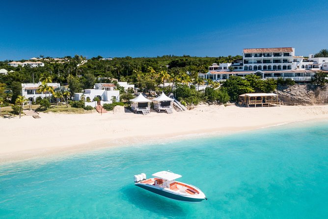 St Barth Private Speed Boat Charter from Sint Maarten - Crew service and personal attention