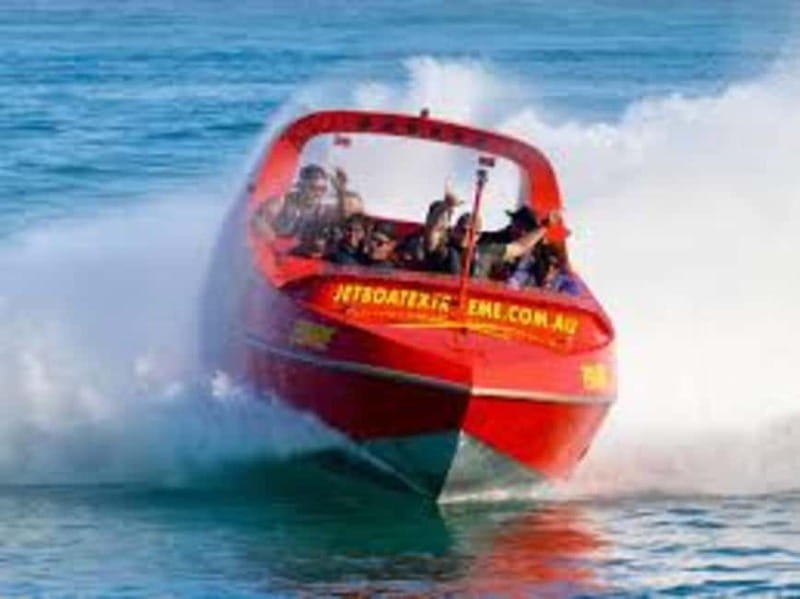 St. Julian's: Jet Boat Ride - The first minutes: safety and getting ready