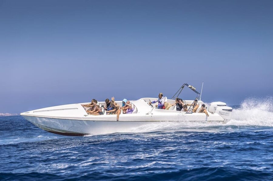 St Julian's: Powerboat Comino Blue Lagoon - Why the fast powerboat matters