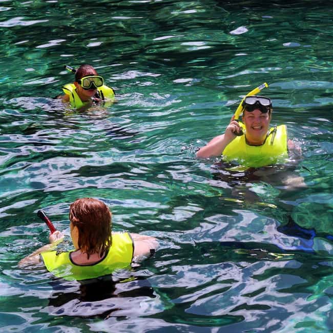 St Kitts Mini Speedboat and Snorkel Tour - Key points at a glance