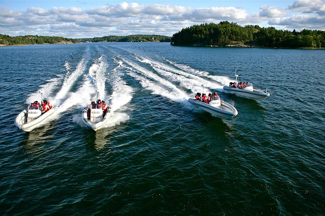 Stockholm RIB Speed Boat Tour - From Strandvägen to open water