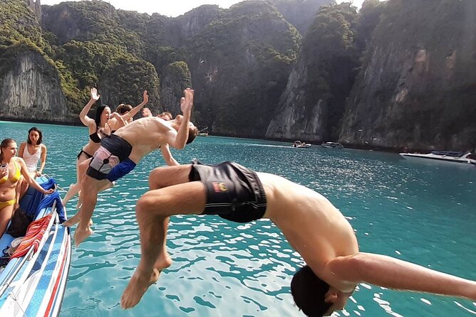 Sunset and Plankton Snorkeling by Speedboat from Phi Phi Don - Swimming inside Pileh Lagoon