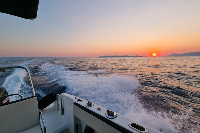 Sunset Speedboat Tour in Makarska with swim stop on island Brač - Practical details that can make the evening easier