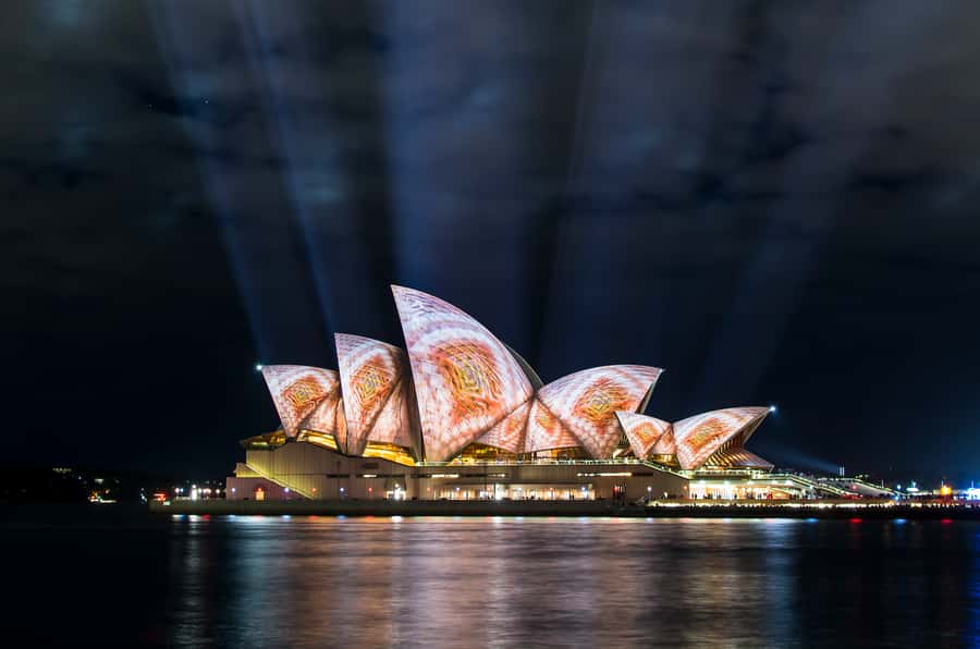 Sydney Harbour: 30 Minute Slow Jet Boat Vivid Cruise - Timing your visit during Vivid Sydney 2025