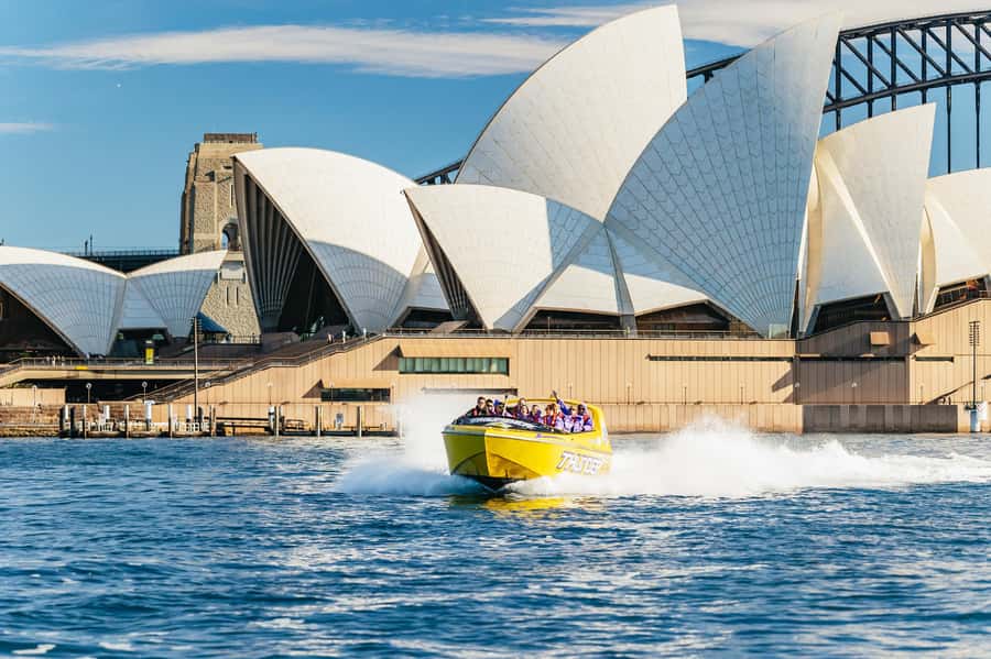 Sydney Harbour: Thunder Thrill Jet Boat Ride - Weather, clothing, and practical preparation