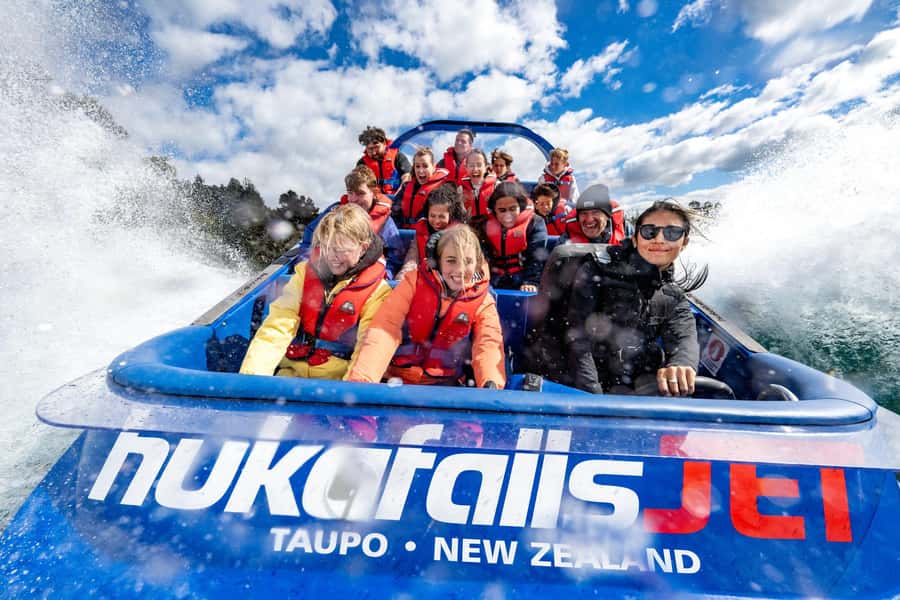 Taupō: Huka Falls 30-Minute Jet Boat Experience - Quick points before you book