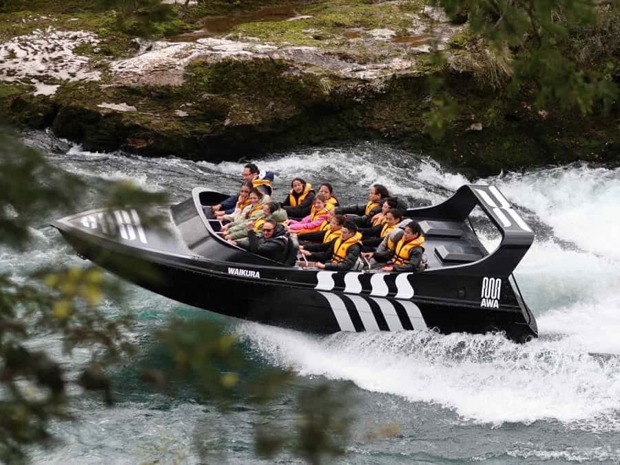 Taupo: Waikato River Jetboating Adventure - Booking flexibility and weather concerns