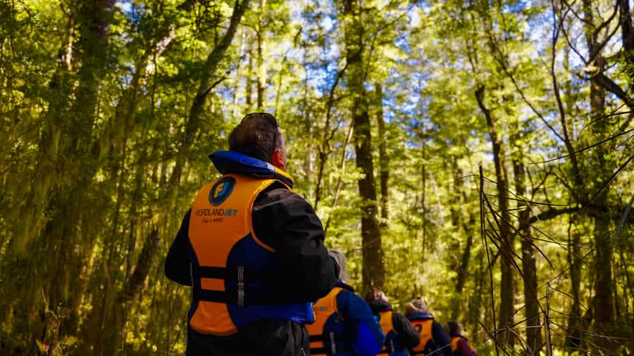 Te Anau: River Jet Boat and Bike Ride Tour with Local Guide - Why this tour works so well in Te Anau
