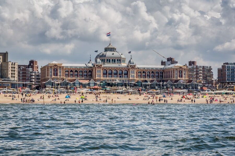 The Hague: Scheveningen Beach RIB Speedboat Tour - Seeing the Pier and Grand Kurhaus from Offshore