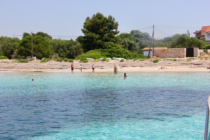 Three Islands Private Speedboat Tour With Blue Lagoon Stop - Vela Rina Bay, with 90 minutes for swimming
