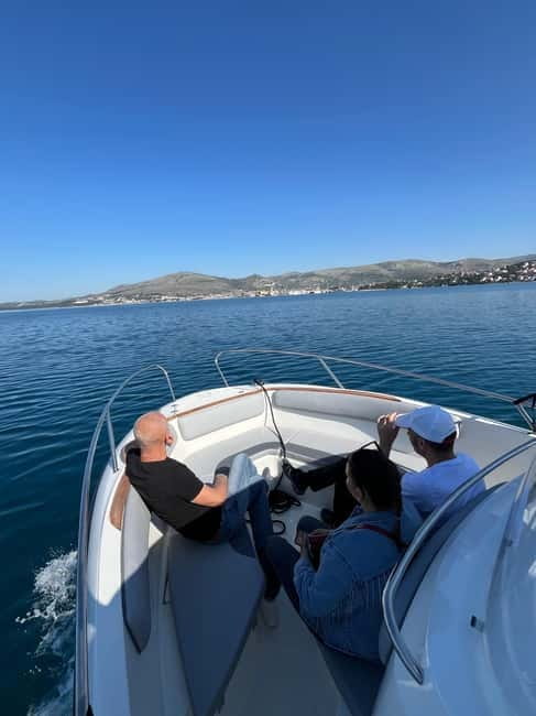 Trogir: Blue Lagoon and 3 Islands Speedboat Tour - Who should book this tour?