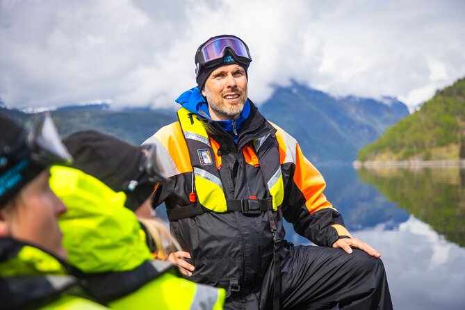 Ulvik scenic RIB adventure to Osafjord a Hardangerfjord branch - The thrill factor: fast, but not all speed