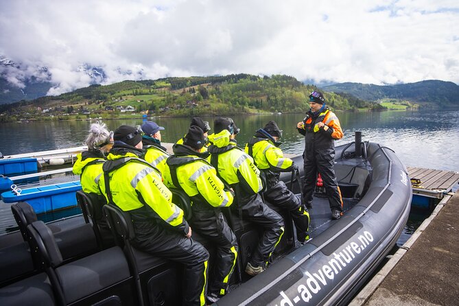 Ulvik scenic RIB adventure to Osafjord a Hardangerfjord branch - What the guide adds to the ride