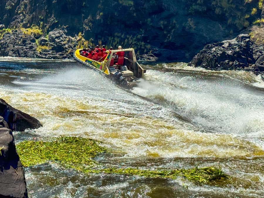 Victoria Falls: Jetboat Adventure Experience - Physical demands and safety limits