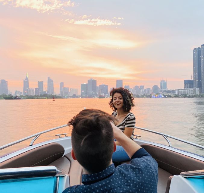 VIP Tour Enjoy Romantic Sunset by Speed Boat Free Cocktail - Speeding past Saigon Bridge and Thu Thiem Bridge