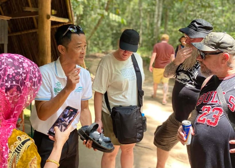 VIP Tour From Ho Chi Minh to Cu Chi Tunnels by Speed Boat - Crawling through the narrow tunnels