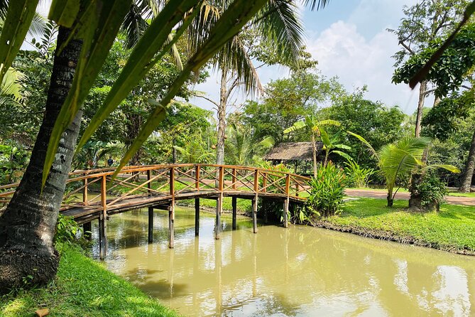 VIP Tour in Dragon Floating Temple sightseeing by SpeedBoat - Is $230 Per Person Good Value?