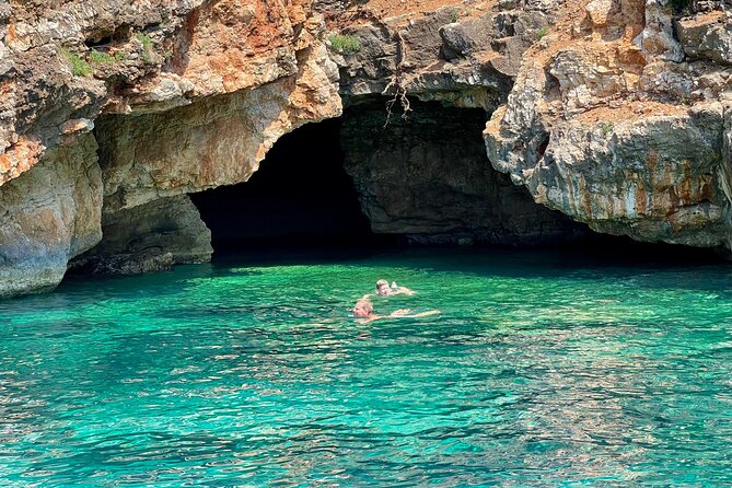 Vlore: Dafina Bay and Haxhi Ali Cave Private Speedboat Tour - Bristan Bay and its Cold War remains