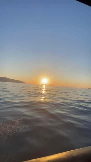 Vlore: Golden Hour Speedboat Sunset Experience - Uji i Ftohtë, the cold-water area