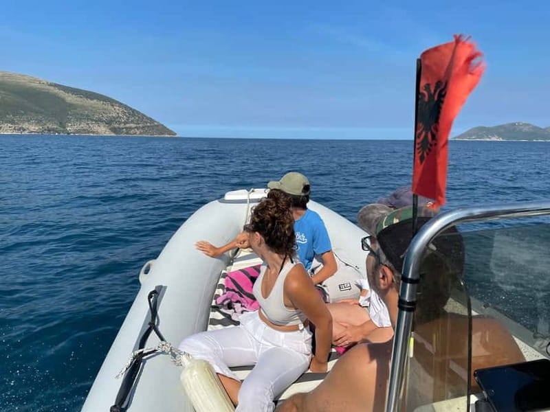 Vlore: Haxhi Ali Cave and Dafina Cave Speedboat Tour - Guide quality can shape the whole outing