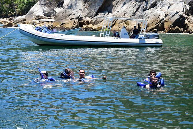 Yelapa Escape & Snorkeling in Puerto Vallarta by Speedboat - Los Arcos de Mismaloya on the way back