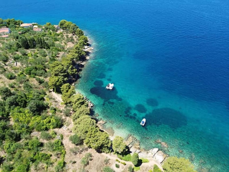 Zadar: 3 Islands Speedboat Tour with Drinks and Diving - Preko is the social and practical highlight