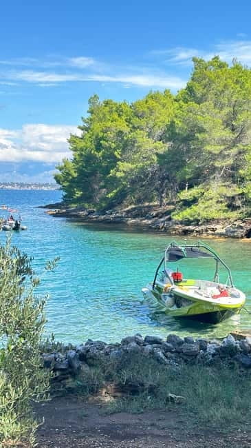 Zadar:3 Pearls of Zadar Speedboat Tour with Wine & Fruit - What the $23 price really buys you