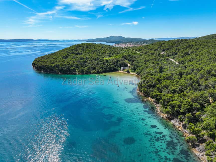 Zadar: Island Hopping Speedboat Adventure with Aperol Spritz - Leaving Zadar from the Old Town bridge