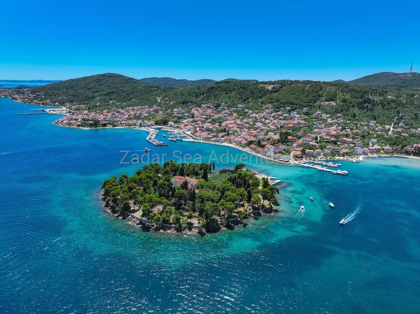 Zadar: Island Hopping Speedboat Adventure with Aperol Spritz - The guides make the difference