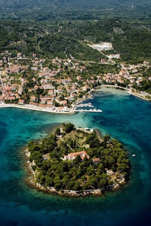 Zadar: RIB boat Tour to Hidden Bays with Snorkeling & Drinks - Kali: 70 minutes of real island time