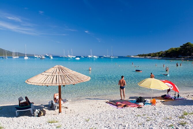 Zadar: Sakarun - Dugi otok Luxury Speedboat Tour with Lunch - Military tunnels built for warships