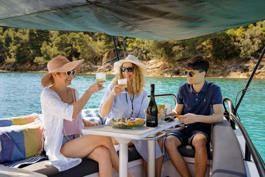 Zadar: Ugljan, Ošljak, and Preko Islands Speedboat Tour - Who should book, and who should skip it?