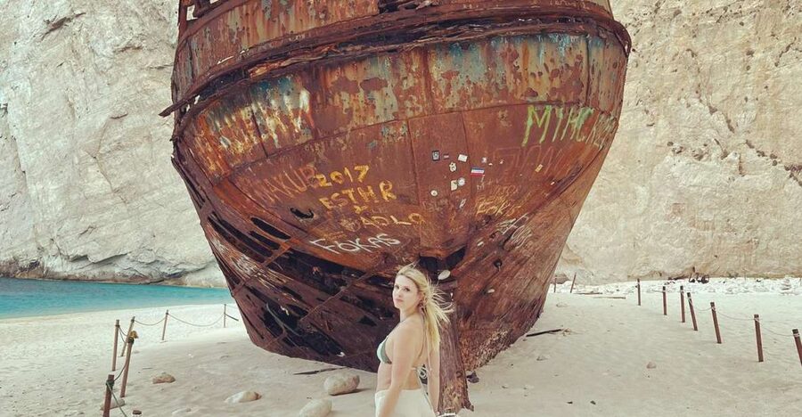 Zante: Shipwreck Beach & Blue Caves Private Speedboat Tour - Quiet coves and swimming stops